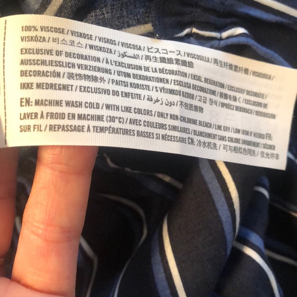 *BNWOT* Hollister Jump Suit - Picture 6 of 8